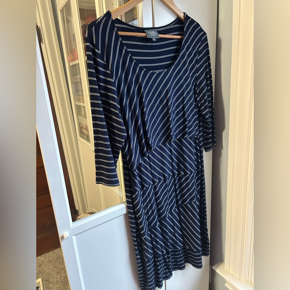 Milk nursingwear navy breastfeeding BF dress size XL knee length 3/4 sleeve